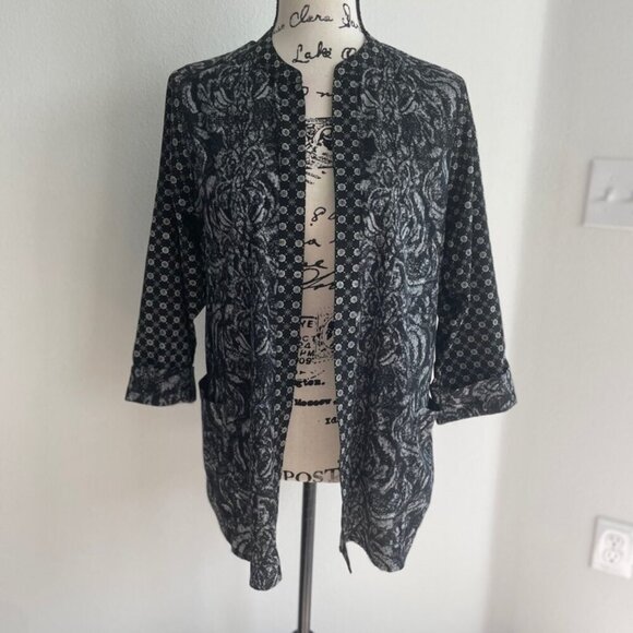 BOHO EMO BLACK & WHITE KIMONO BLOUSE 3/4 SLEEVE COLLARLESS SHAKET SZ 6 PREPPY - Picture 5 of 15